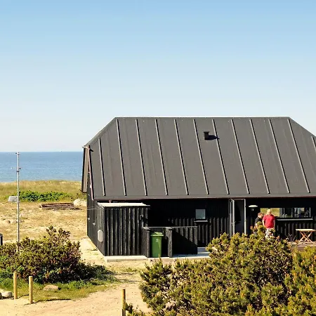 Three-bedroom Holiday In 40 Holiday home