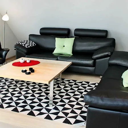 Three-bedroom Holiday In 40 Feriehus *